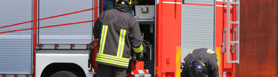 TO HELP THEM RECOVER THE HEAT, FIREFIGHTERS ARE USING COOLNECKWEAR FOR REHAB