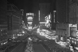 EVERYTHING COOL ON THIS DAY NEW YORK CITY’S FIFTH AVENUE OPENS FOR BUSINESS