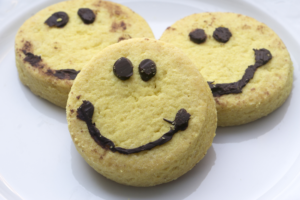 HAPPINESS HAPPENS DAY…DON’T WORRY, BE HAPPY!
