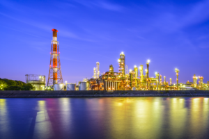 SINCE IT HELPS WORKERS STAY COOL, COOLINGNECKWEAR IN INDUSTRIAL MANUFACTURING FACILITIES REDUCES WORKPLACE HAZARDS.