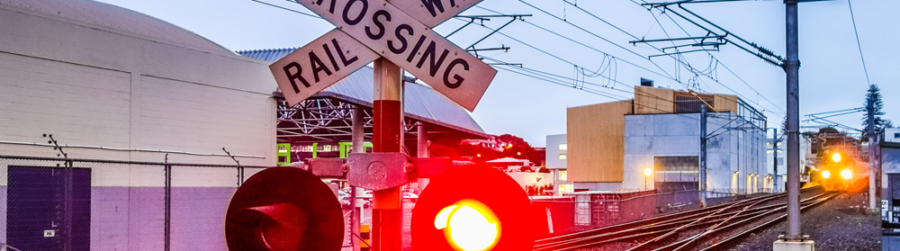 THE UTILIZATION OF A COOLNECKWEAR BY RAILROAD CREWS DURING THE SUMMER SEASON SERVES TO MITIGATE THE EFFECTS OF HEAT EXPOSURE EXPERIENCED WHILE WORKING ON THE RAILROAD TRACKS